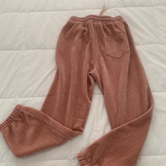 Halara pink corduroy joggers - Picture 7 of 8